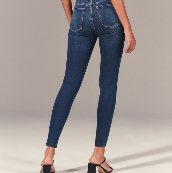 NWOT- A&F high rise skinny jeans - Picture 2 of 13